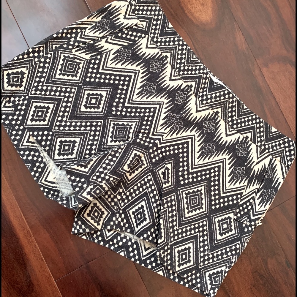 Print shorts
